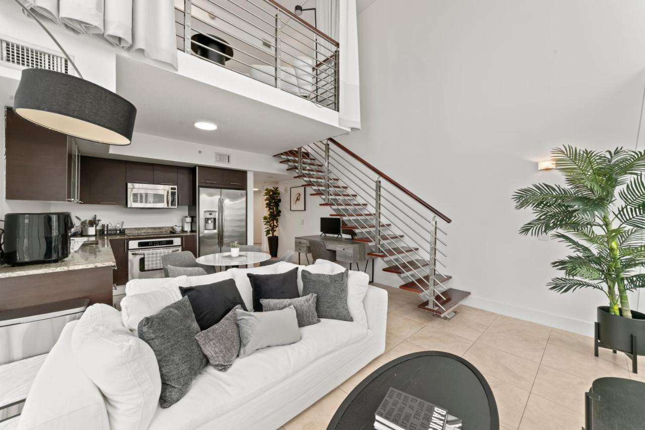 Apartment Skyline Serenity - Brickell On The River - Bi-level Loft With Breathtaking Views On The Ocean *